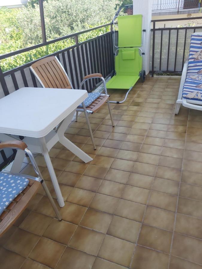 Apartments Iva I Marko مارينا المظهر الخارجي الصورة