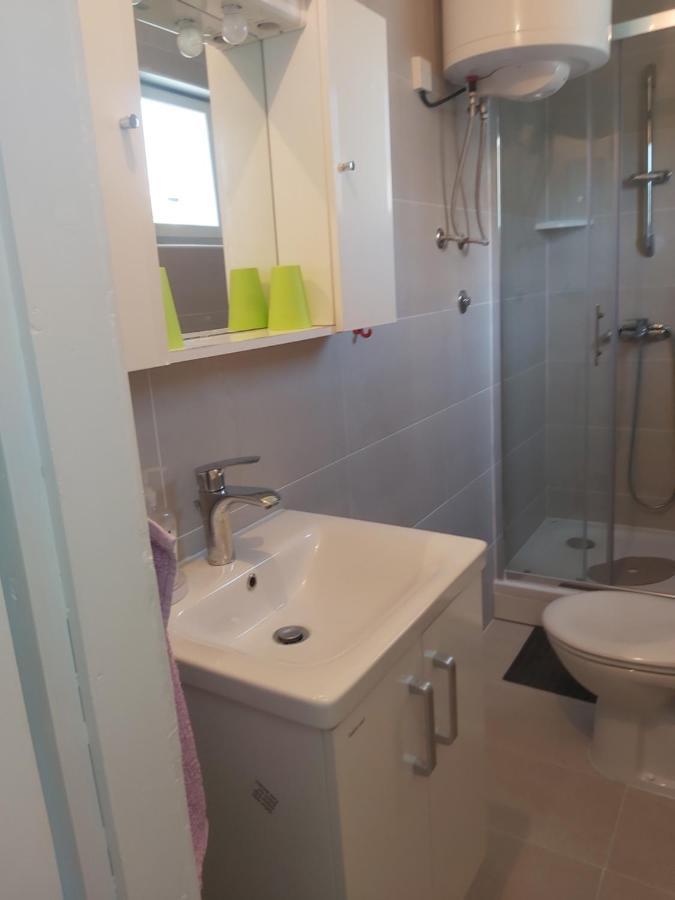 Apartments Iva I Marko مارينا المظهر الخارجي الصورة