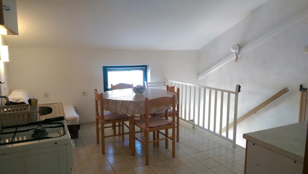 Apartments Iva I Marko مارينا المظهر الخارجي الصورة